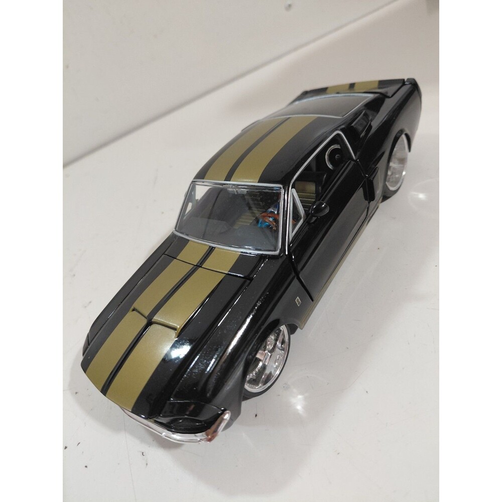 Jada Big Time Muscle 1:24 Die Cast 1967 Ford Mustang Shelby GT500KR Muscle Car